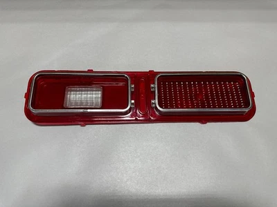 NOS? Chevrolet Nova 1973-1974 lente de luz trasera derecha GM 5965746 Foto 1 de 3