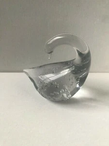 Glass Swan Figurine Controlled Bubbles Crystal Clear Glass Paperweight Home Dec. - Picture 1 of 6