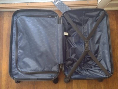 American Flyer carry on luggage 24” - Image 1 of 4