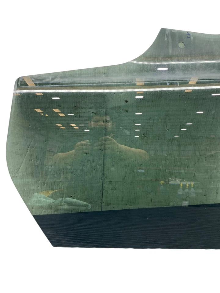 2015-2023 LAND ROVER DISCOVERY SPORT L550 OEM REAR LEFT DOOR TINTED GLASS WINDOW - Image 1 of 4