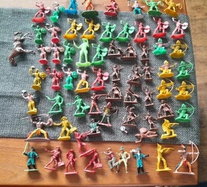 An Assortment Of Vintage Cowboys and Indians Figures #2 - Picture 1 of 7