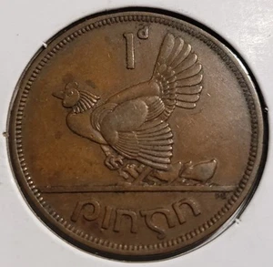1946 Ireland One (1) Pingin "Hen With Chicks" Coin - Picture 1 of 2