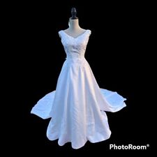 Size 4 Traditional Wedding Dress