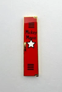 Disney WDW Cast Member Exclusive Mickey Mouse Hinged Locker Pin LE 3000 - Imagen 1 de 4