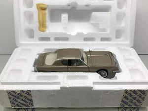 FRANKLIN MINT B11WH09 STUDEBAKER AVANTI 1963 - GOLD MET. 1:24- GOOD IN BOX - Picture 1 of 11