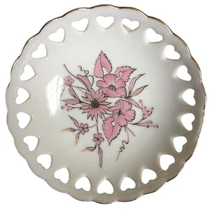 Reutter Porzellan German Floral Reticulated Heart Lace Porcelain Trinket Dish - Picture 1 of 9