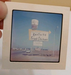 Vintage Kentucky Fried Chicken Straßenschild 35mm Kodak Dia Ektachrome KFC T6 - Bild 1 von 5