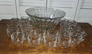 Anchor Hocking Colonial Punch Bowl And Cups Clear Glass Vintage - Picture 1 of 6