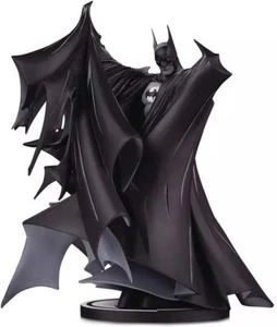 Batman The 100th Batman Black & White Statue Todd McFarlane DC Sideshow 2°edi... - Picture 1 of 4