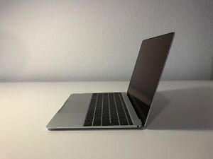Apple MacBook 12" (2015), silber, gebraucht – perfekt zum gelegentlichen Surfen