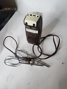 VTG Sunbeam Mixmaster/Model 03016/Beige & Brown/TESTED/WORKS/Beaters Included ~ - Picture 1 of 8