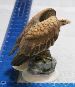 Estatuilla de águila americana de porcelana Lefton China de colección 6" de alto KW7212 Japón - Imagen 1 de 6