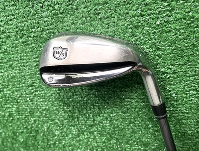 Wilson Staff LP Pitching Wedge, Regular EvenFlow 5.5 Graphite, Men's Right-Hand - Image 1 of 4