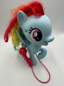 2017 8" My Little Pony Singing Rainbow Dash Karaoke Microphone Doll Hasbro Works - Picture 1 of 8