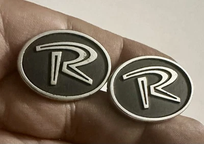 Vintage Mens Cufflinks Initial Black/Chrome Silver Letter “R” Mid Century Modern - Image 1 of 4