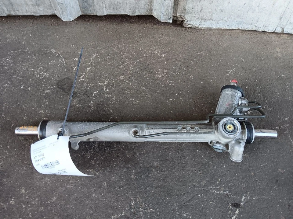 05-12 Porsche Boxster Cayman 911 Portaequipajes de dirección y piñón 99734701108 Foto 1 de 4