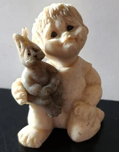 2001 Quarry Kids Ricky Some Bunny Figurine Second Nature Boy Collectible - Picture 1 of 3