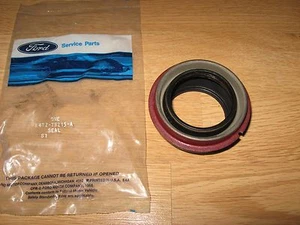 NOS 1980 - 1991 FORD BRONCO 4X4 TRANSFER CASE OUTPUT SHAFT SEAL E4TZ7B215A - Bild 1 von 3
