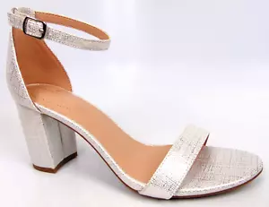 NEW! Bandolino Armory 3 Ankle Strap Heels Women's Sandals Size 7.5 Med, Silver - Picture 1 of 15