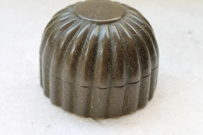 Antiguo martillo manual de bronce mogol diseño floral islámico caja multiusos NH4787 Foto 1 de 4