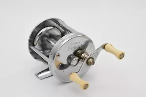 Mulinello da Pesca Vintage Bronson Fleetwing 2475 Esca Casting - Foto 1 di 7