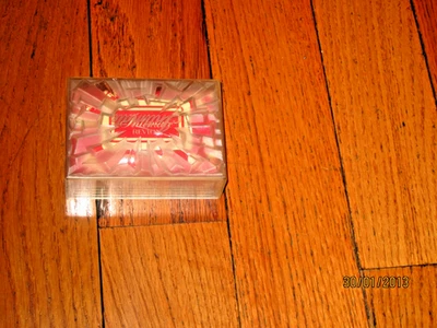 Jabón de seda corporal fragante íntimo Revlon de colección 4 OZ raro difícil de encontrar Foto 1 de 4