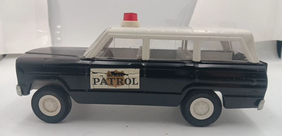 Vintage Tonka Toy, Police Chief SUV, 1960s, Jeep, Die-Cast Metal - Image 1 of 4