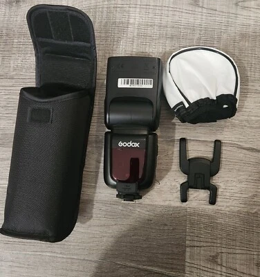 US Godox TT600 2.4G HSS Wireless Camera Flash Speedlite for Canon Nikon Olympus - Image 1 of 4