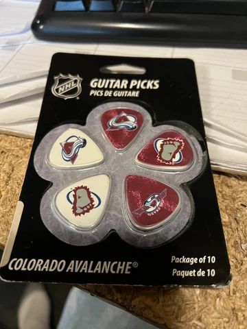 COLORADO AVALANCHE-----------GUITAR PICKS Cover