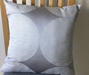 On Offer! Bespoke Light Grey Satin Type Circle Cushion Cover 17x17" - Picture 1 of 4