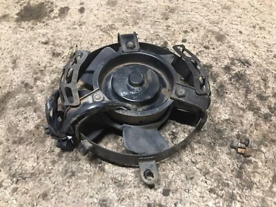 Ventilador de refrigeración radiador sombra 84 Honda VT700 OEM VT700C VT750-15 Foto 1 de 4