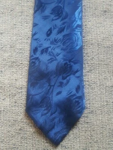Vintage Hahn schmale Krawatte Polyester blau Blumenmuster 2,75" x 53" - Bild 1 von 6