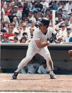 Photos U-pick.  Unsigned 1980s  Baseball photos needing a signature - Picture 1 of 34