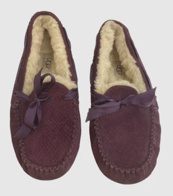 Ugg Dakota "Exotic Scales" Women 7.5 Moccasin Slipper Suede Anemone Plum Ribbon - Image 1 of 4