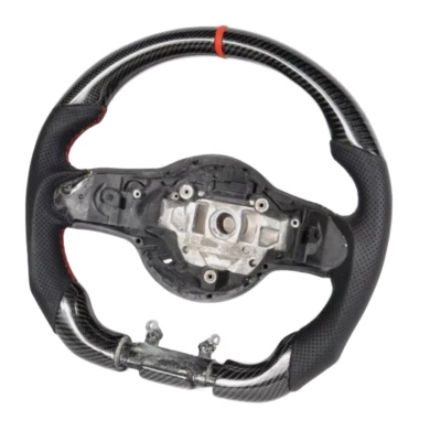 Volante de fibra de carbono AMG para Mercedes-Benz C63 GT 2018 2019 2020 Foto 1 de 4