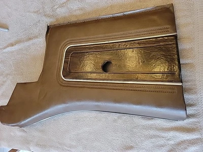 Panel lateral interior trasero convertible Oldsmobile Cutlass Supreme 442 70-72 diestro fabricante de equipos originales Foto 1 de 4