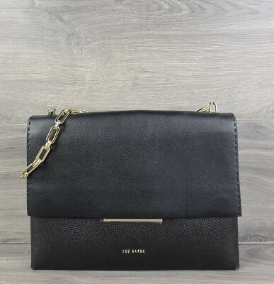 Bolsa de ombro Ted Baker grande de couro detalhe de barra bolsa Diaana (preta) - Imagem 1 de 4