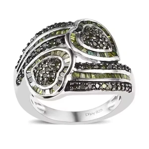 Anello a grappolo cuore bypass diamante verde 1 ctw in argento sterling - Foto 1 di 6