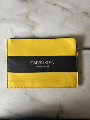Estuche de cosméticos Calvin Klein Foto 1 de 4