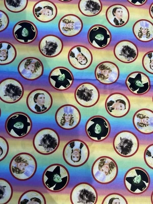 Guirnalda Judy del Mago de Oz como Dorothy Quilting Treasures tela 2,5 yardas Foto 1 de 4