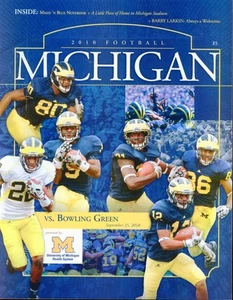 INSIDE 2010 FOOTBALL MICHIGAN VS BOWLING GREEN SEPTEMBER 25TH PROGRAM MAGAZINE - Picture 1 of 2