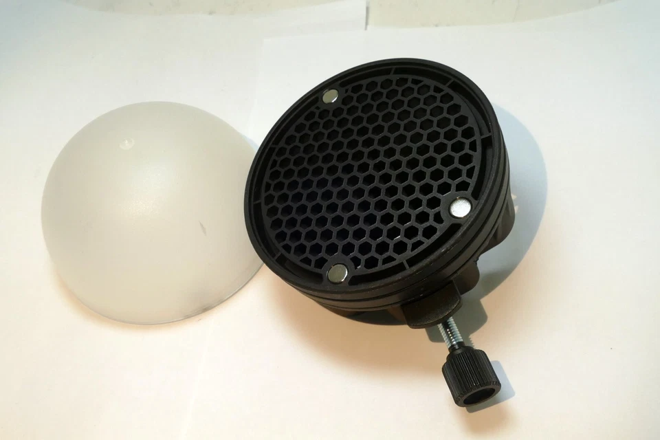 Diffuser Honeycomb Magnetic Speedlight Round Omnibounce for Godox flash V1 R2 - Image 1 of 4