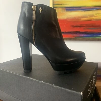 Cesare Paciotti Women’s Black Leather Ankle Booties Size 36, fits 6.5-Stunning!! - Image 1 of 4