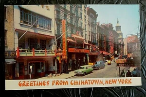 Greetings From Chinatown, NY Street View Vintage Cars - 1950's Chrome Postcard - Bild 1 von 2