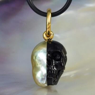 Skull IN Süd See Perle Anhänger Geschnitzter Lila Muschel Vermeil Sterling 5.30g - Bild 1 von 4