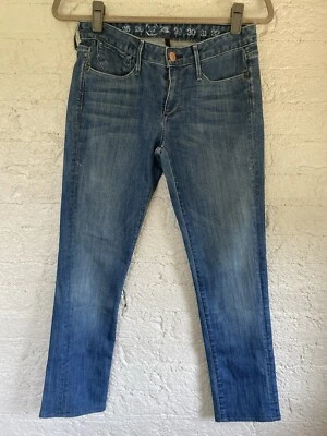 Calça jeans Harlan costurada com cintura baixa tamanho 27 lavagem média elástica comprimento alterado 27 x 26 - Imagem 1 de 4