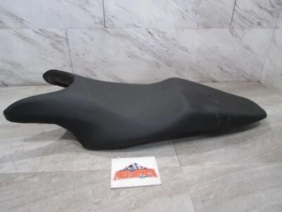 SEAT ASSEMBLY, 2002-09 HONDA VFR800 INTERCEPTOR 77200-MCW-D00 (OPS7108) - Image 1 of 4