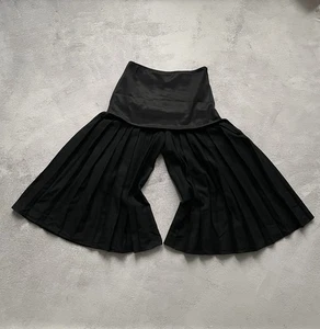 1980s Gianni Versace Japanese-Inspired Pleated Silk Chiffon Palazzo Pants Skirt - Picture 1 of 10