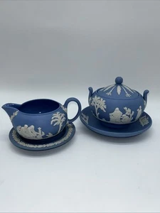 Vtg 1960s Wedgewood Jasperware Royal Blue Cream & Sugar Dish W/Lid & Saucers - Picture 1 of 16