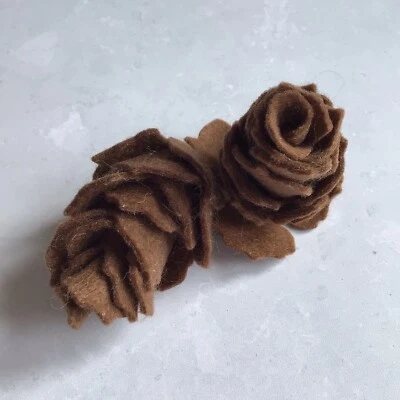 Felt Pine Cone, 3D Die Cut Pine Cone - Image 1 of 4